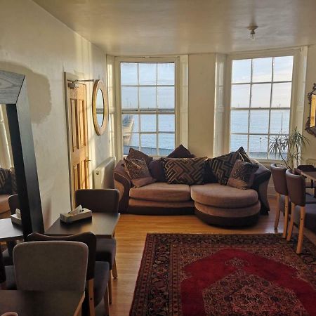 Whole Flat Next To Dover Port With Parking Exterior photo